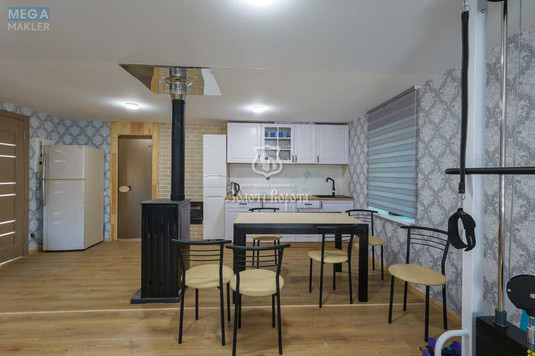 Продаж дома, 2&nbsp;поверху, 266,70&nbsp;кв.м, 9&nbsp;кімнат, ділянка 34&nbsp;сотки, <a class="location-link" href="/glevaha/" title="Недвижимость Глеваха">Глеваха</a>, Коцюбинського, 17 (изображение 14)