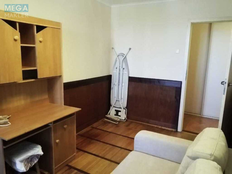 Оренда 3 кімнатної квартири, <a class="location-link" href="/kiev/" title="Недвижимость Київ">Київ</a>, <a class="location-link" href="/kiev/darnickij/" title="Недвижимость Дарницький район">Дарницький р-н</a>, Славгородская ул., 10 (изображение 7)