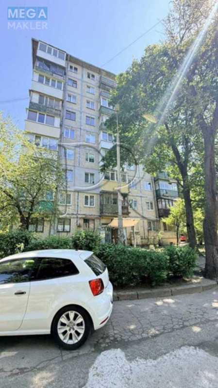 Продаж 1 кімнатної квартири (31/16/8), 5 пов. 9 пов. будинку, <a class="location-link" href="/kiev/" title="Недвижимость Київ">Київ</a>, <a class="location-link" href="/kiev/svyatoshinskij/" title="Недвижимость Святошинський район">Святошинський р-н</a>, Курінного Петра вулиця, 3 (изображение 15)