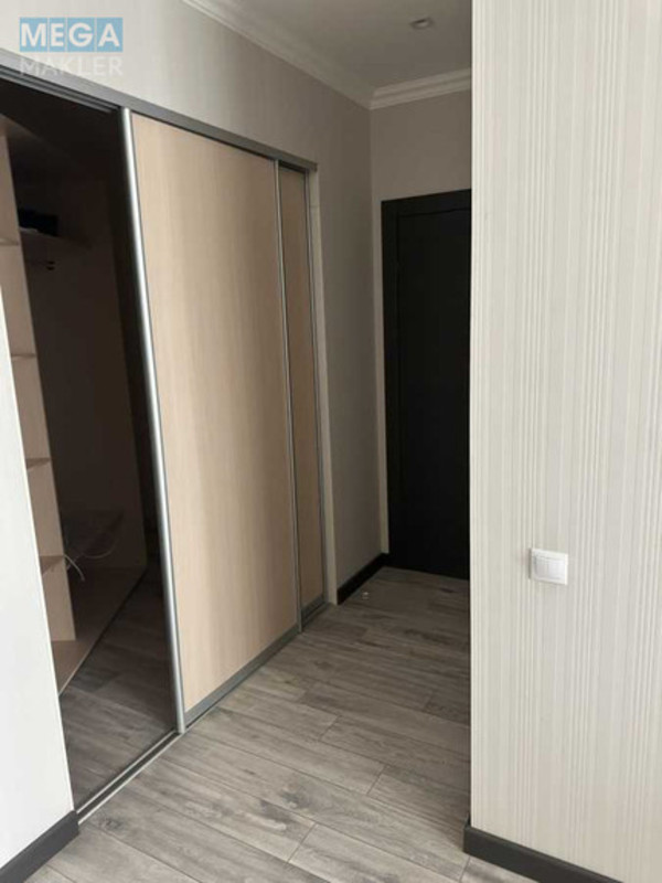 Оренда 2 кімнатної квартири, <a class="location-link" href="/kiev/" title="Недвижимость Київ">Київ</a>, <a class="location-link" href="/kiev/solomenskij/" title="Недвижимость Солом'янський район">Солом'янський р-н</a>, Новопольова вул., 2 (изображение 13)