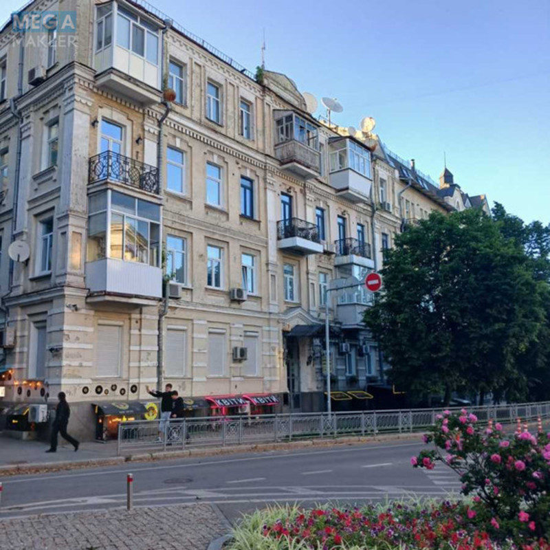 Продаж 2 кімнатної квартири (41/26,5/6), 4 пов. 4 пов. будинку, <a class="location-link" href="/kiev/" title="Недвижимость Київ">Київ</a>, <a class="location-link" href="/kiev/pecherskij/" title="Недвижимость Печерський район">Печерський р-н</a>, Івана Мазепи вул., 16-18/29 (изображение 5)