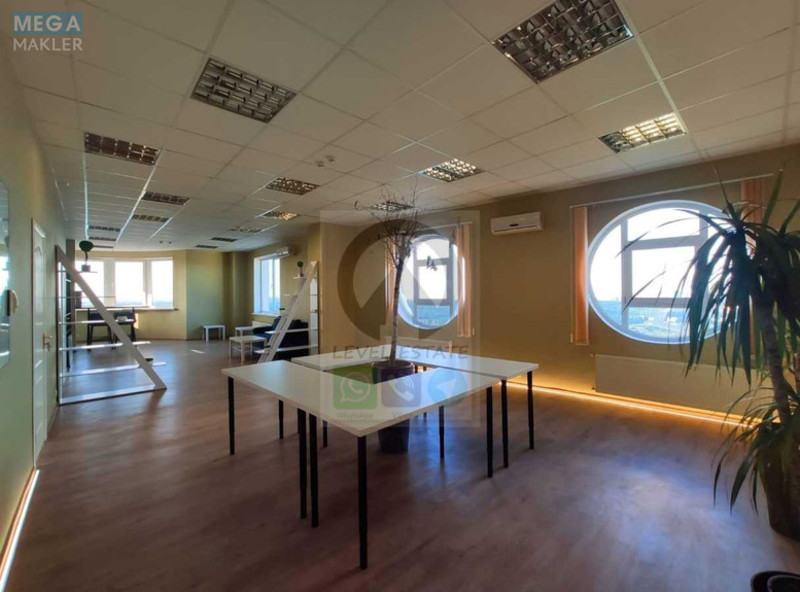 Оренда комерційної нерухомості, 90&nbsp;кв.м, под офис, <a class="location-link" href="/kiev/" title="Недвижимость Київ">Київ</a>, <a class="location-link" href="/kiev/obolonskij/" title="Недвижимость Оболонський район">Оболонський р-н</a>, Оболонская Набережная ул., 1К2 (изображение 8)