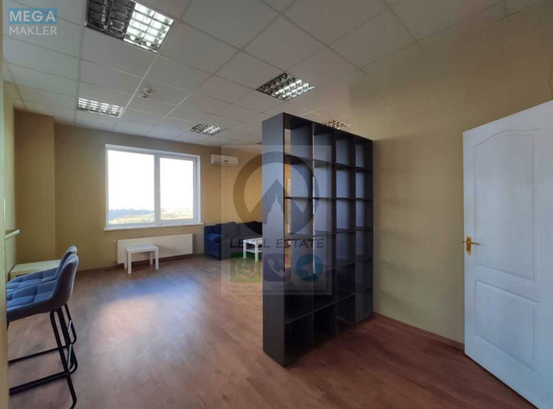 Оренда комерційної нерухомості, 90&nbsp;кв.м, под офис, <a class="location-link" href="/kiev/" title="Недвижимость Київ">Київ</a>, <a class="location-link" href="/kiev/obolonskij/" title="Недвижимость Оболонський район">Оболонський р-н</a>, Оболонская Набережная ул., 1К2 (изображение 10)