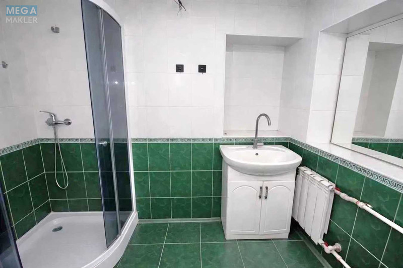 Продаж дома, 2&nbsp;поверху, 160&nbsp;кв.м, 3&nbsp;кімнати, ділянка 10&nbsp;соток, <a class="location-link" href="/kiev/" title="Недвижимость Київ">Київ</a>, <a class="location-link" href="/kiev/podolskij/" title="Недвижимость Подільський район">Подільський р-н</a>, Нижньоюрківська вул., 39а (изображение 7)
