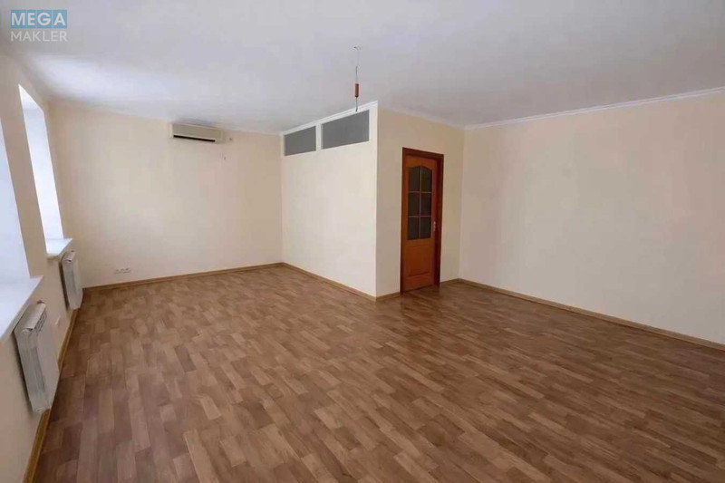 Продаж окремої будівлі/побудови, 160&nbsp;кв.м, <a class="location-link" href="/kiev/" title="Недвижимость Київ">Київ</a>, <a class="location-link" href="/kiev/podolskij/" title="Недвижимость Подільський район">Подільський р-н</a>, Нижньоюрківська вул. (изображение 4)