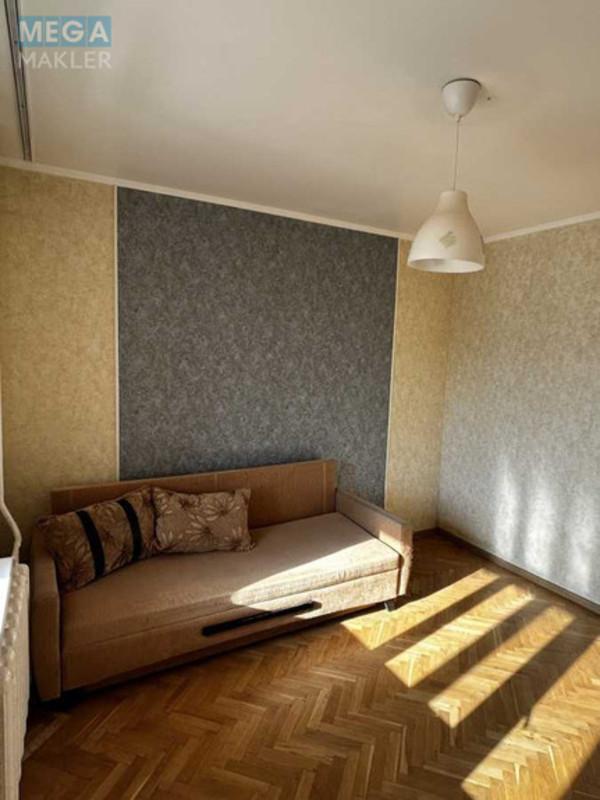 Продаж 2 кімнатної квартири (56/30/8,5), 8 пов. 9 пов. будинку, <a class="location-link" href="/kiev/" title="Недвижимость Київ">Київ</a>, <a class="location-link" href="/kiev/podolskij/" title="Недвижимость Подільський район">Подільський р-н</a>, Василя Порика просп., 14б (изображение 3)