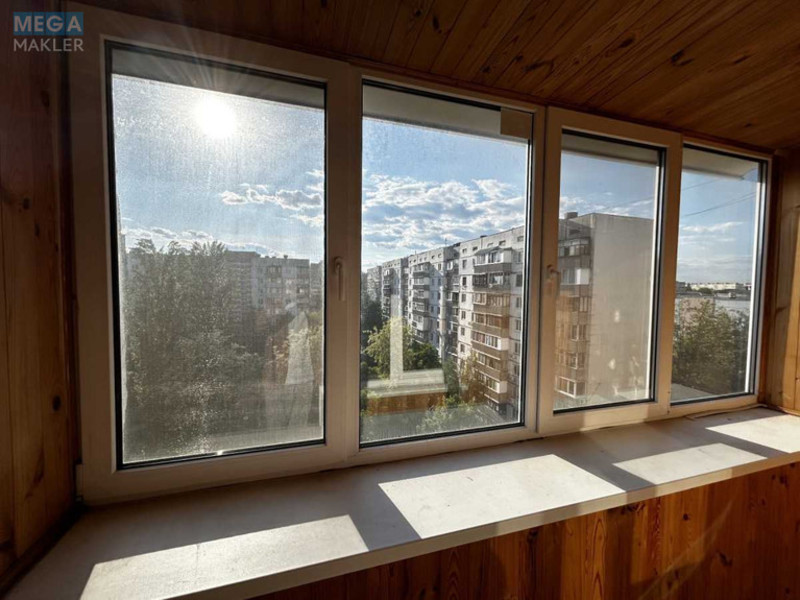 Продаж 2 кімнатної квартири (56/30/8,5), 8 пов. 9 пов. будинку, <a class="location-link" href="/kiev/" title="Недвижимость Київ">Київ</a>, <a class="location-link" href="/kiev/podolskij/" title="Недвижимость Подільський район">Подільський р-н</a>, Василя Порика просп., 14б (изображение 11)