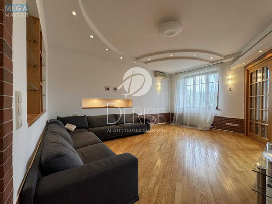 Продаж 3 кімнатної квартири (75/40/20), 5 пов. 5 пов. будинку, <a class="location-link" href="/kiev/" title="Недвижимость Київ">Київ</a>, <a class="location-link" href="/kiev/pecherskij/" title="Недвижимость Печерський район">Печерський р-н</a>, Ивана Мазепы ул., 4 (изображение 2)