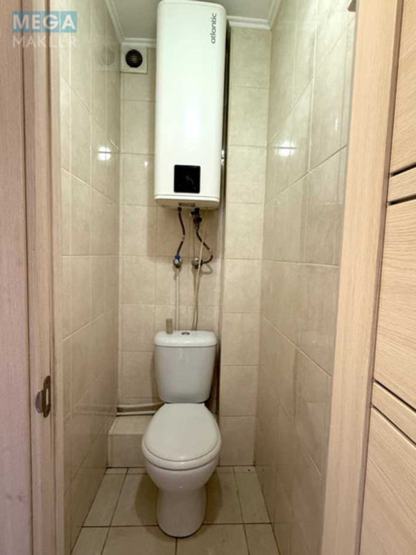 Продаж 3 кімнатної квартири (72/47/10), 5 пов. 10 пов. будинку, <a class="location-link" href="/kiev/" title="Недвижимость Київ">Київ</a>, <a class="location-link" href="/kiev/svyatoshinskij/" title="Недвижимость Святошинський район">Святошинський р-н</a>, Ірпінська вул., 62 (изображение 13)