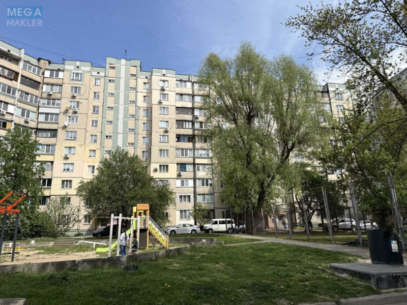 Продаж 3 кімнатної квартири (72/47/10), 5 пов. 10 пов. будинку, <a class="location-link" href="/kiev/" title="Недвижимость Київ">Київ</a>, <a class="location-link" href="/kiev/svyatoshinskij/" title="Недвижимость Святошинський район">Святошинський р-н</a>, Ірпінська вул., 62 (изображение 17)