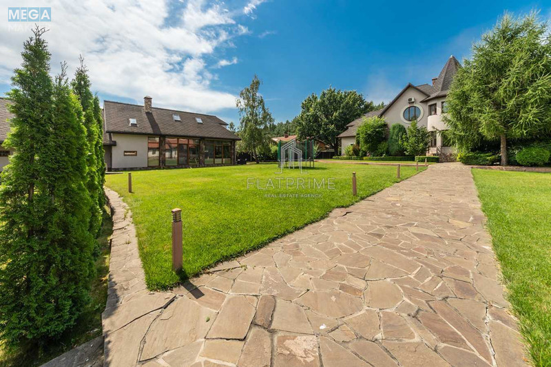 Продаж дома, 2&nbsp;поверху, 265&nbsp;кв.м, 5&nbsp;кімнат, ділянка 40&nbsp;соток, <a class="location-link" href="/kiev/" title="Недвижимость Київ">Київ</a>, <a class="location-link" href="/kiev/darnickij/" title="Недвижимость Дарницький район">Дарницький р-н</a>, Центральна вул. (изображение 9)