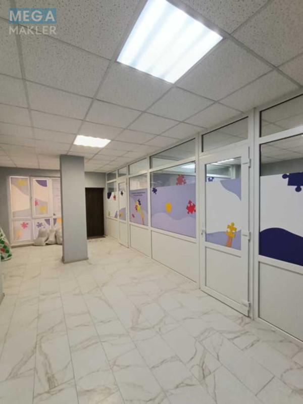 Продаж комерційної нерухомості, 57&nbsp;кв.м, под офис, <a class="location-link" href="/kiev/" title="Недвижимость Київ">Київ</a>, <a class="location-link" href="/kiev/darnickij/" title="Недвижимость Дарницький район">Дарницький р-н</a>, Євгена Харченка вул., 47 (изображение 4)