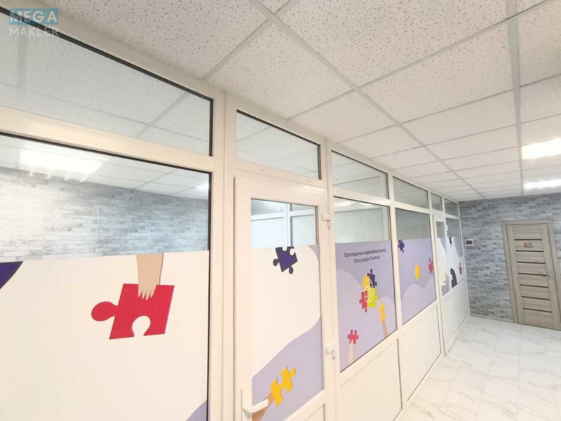 Продаж комерційної нерухомості, 57&nbsp;кв.м, под офис, <a class="location-link" href="/kiev/" title="Недвижимость Київ">Київ</a>, <a class="location-link" href="/kiev/darnickij/" title="Недвижимость Дарницький район">Дарницький р-н</a>, Євгена Харченка вул., 47 (изображение 12)
