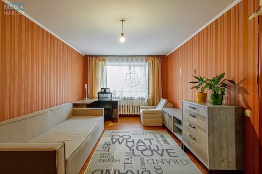Продаж 2 кімнатної квартири (37,5/24/6,4), 1 пов. 5 пов. будинку, <a class="location-link" href="/kiev/" title="Недвижимость Київ">Київ</a>, <a class="location-link" href="/kiev/dneprovskij/" title="Недвижимость Дніпровський район">Дніпровський р-н</a>, Харківське шосе, 12 (изображение 2)