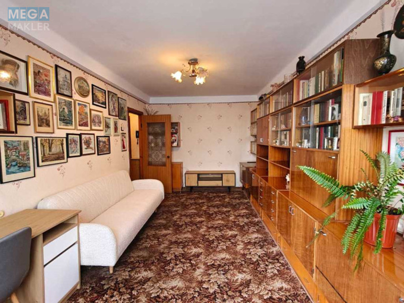 Оренда 1 кімнатної квартири, <a class="location-link" href="/kiev/" title="Недвижимость Київ">Київ</a>, <a class="location-link" href="/kiev/dneprovskij/" title="Недвижимость Дніпровський район">Дніпровський р-н</a>, Соборності просп., 3Б (изображение 2)