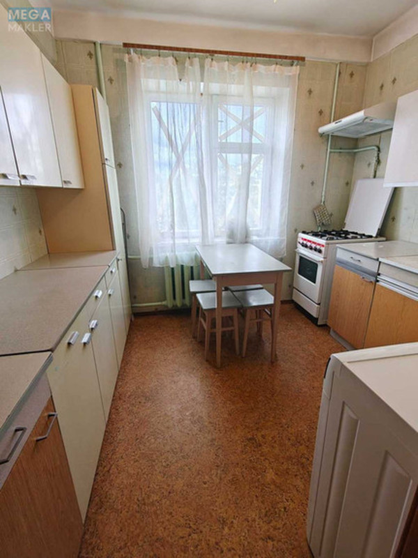 Оренда 1 кімнатної квартири, <a class="location-link" href="/kiev/" title="Недвижимость Київ">Київ</a>, <a class="location-link" href="/kiev/dneprovskij/" title="Недвижимость Дніпровський район">Дніпровський р-н</a>, Соборності просп., 3Б (изображение 4)