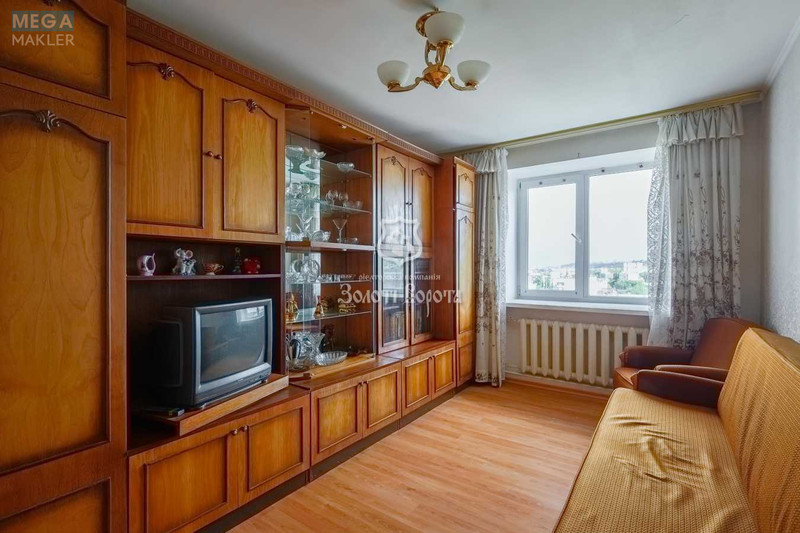 Продаж 3 кімнатної квартири (73,7/39/12,9), 10 пов. 10 пов. будинку, <a class="location-link" href="/kiev/" title="Недвижимость Київ">Київ</a>, <a class="location-link" href="/kiev/podolskij/" title="Недвижимость Подільський район">Подільський р-н</a>, Миколи Садовського вул., 12 (изображение 9)