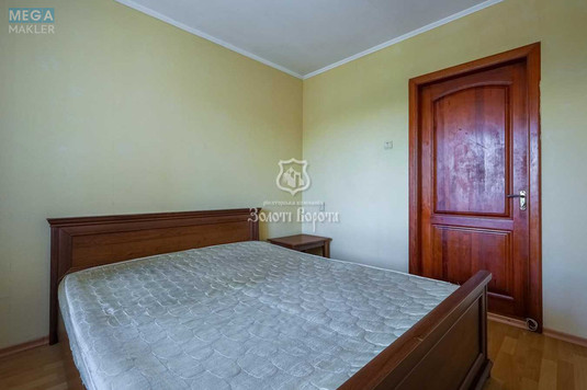 Продаж 3 кімнатної квартири (73,7/39/12,9), 10 пов. 10 пов. будинку, <a class="location-link" href="/kiev/" title="Недвижимость Київ">Київ</a>, <a class="location-link" href="/kiev/podolskij/" title="Недвижимость Подільський район">Подільський р-н</a>, Миколи Садовського вул., 12 (изображение 12)