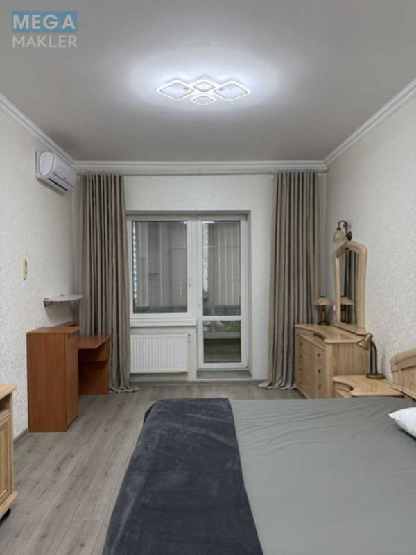 Оренда 1 кімнатної квартири, <a class="location-link" href="/kiev/" title="Недвижимость Київ">Київ</a>, <a class="location-link" href="/kiev/svyatoshinskij/" title="Недвижимость Святошинський район">Святошинський р-н</a>, Академіка Єфремова вул., 8а (изображение 3)