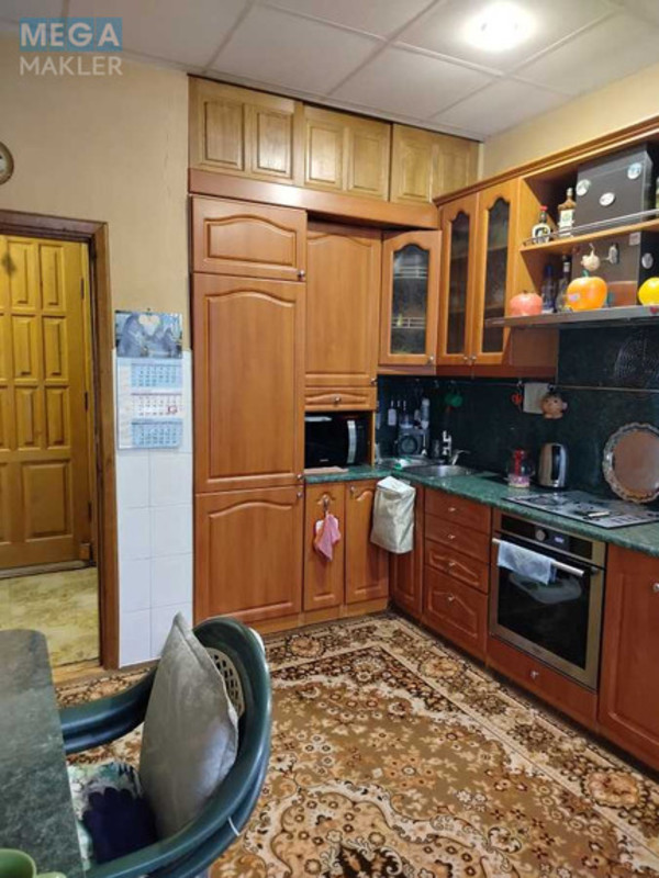 Оренда кімнати (підселення), <a class="location-link" href="/kiev/" title="Недвижимость Київ">Київ</a>, <a class="location-link" href="/kiev/pecherskij/" title="Недвижимость Печерський район">Печерський р-н</a>, Джона Маккейна вул., 18 (изображение 6)