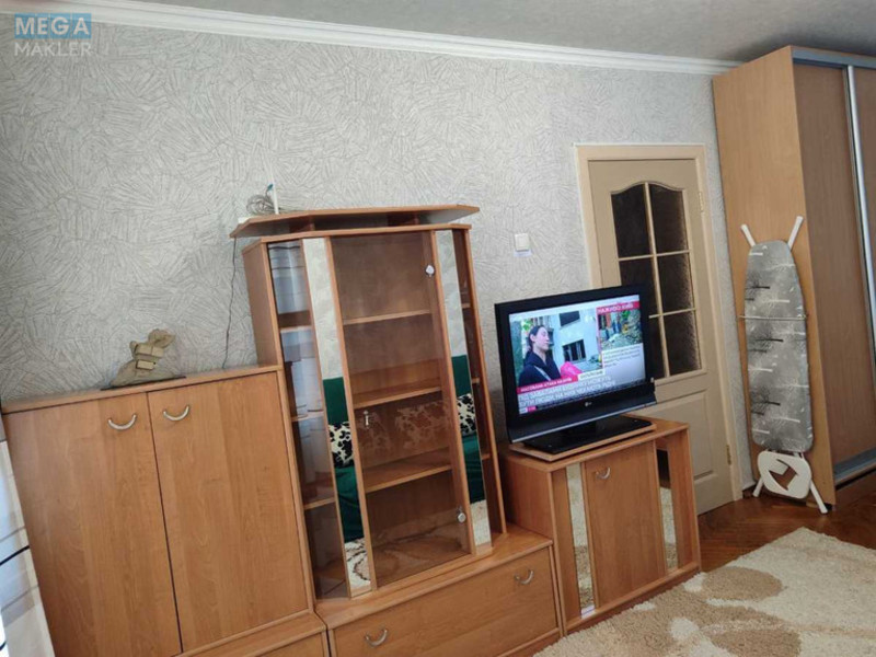 Оренда 1 кімнатної квартири, <a class="location-link" href="/kiev/" title="Недвижимость Київ">Київ</a>, <a class="location-link" href="/kiev/solomenskij/" title="Недвижимость Солом'янський район">Солом'янський р-н</a>, Академіка Стражеска вул., 11 (изображение 3)
