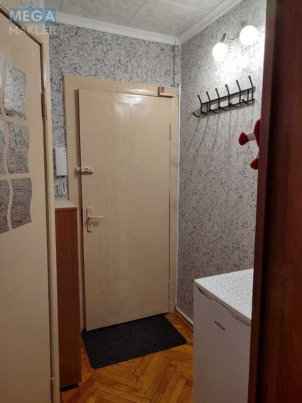 Оренда 1 кімнатної квартири, <a class="location-link" href="/kiev/" title="Недвижимость Київ">Київ</a>, <a class="location-link" href="/kiev/solomenskij/" title="Недвижимость Солом'янський район">Солом'янський р-н</a>, Академіка Стражеска вул., 11 (изображение 17)