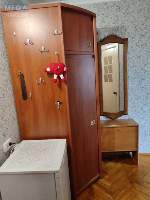 Оренда 1 кімнатної квартири, <a class="location-link" href="/kiev/" title="Недвижимость Київ">Київ</a>, <a class="location-link" href="/kiev/solomenskij/" title="Недвижимость Солом'янський район">Солом'янський р-н</a>, Академіка Стражеска вул., 11 (изображение 18)