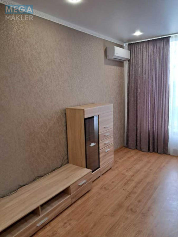 Оренда 2 кімнатної квартири, <a class="location-link" href="/kiev/" title="Недвижимость Київ">Київ</a>, <a class="location-link" href="/kiev/solomenskij/" title="Недвижимость Солом'янський район">Солом'янський р-н</a>, Кадетський Гай вул., 10 (изображение 2)