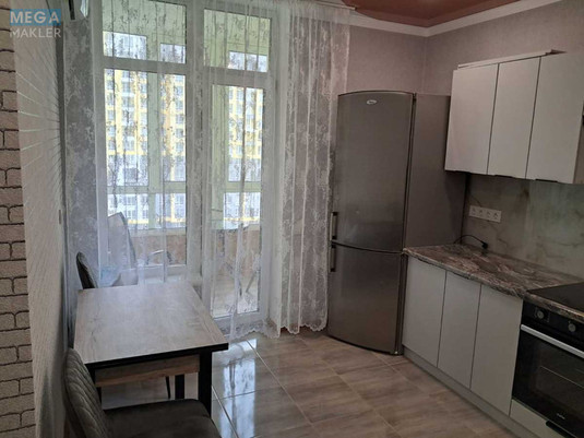 Оренда 2 кімнатної квартири, <a class="location-link" href="/kiev/" title="Недвижимость Київ">Київ</a>, <a class="location-link" href="/kiev/solomenskij/" title="Недвижимость Солом'янський район">Солом'янський р-н</a>, Кадетський Гай вул., 10 (изображение 5)