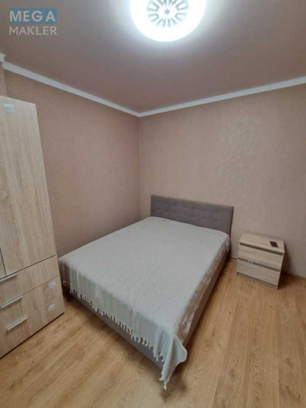 Оренда 2 кімнатної квартири, <a class="location-link" href="/kiev/" title="Недвижимость Київ">Київ</a>, <a class="location-link" href="/kiev/solomenskij/" title="Недвижимость Солом'янський район">Солом'янський р-н</a>, Кадетський Гай вул., 10 (изображение 10)