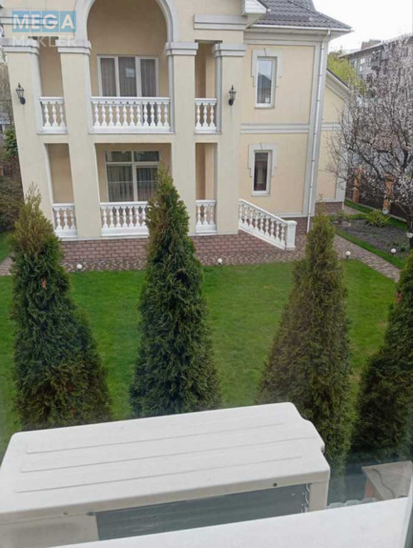 Продаж дома, 3&nbsp;поверху, 346&nbsp;кв.м, 8&nbsp;кімнат, ділянка 6&nbsp;соток, <a class="location-link" href="/kiev/" title="Недвижимость Київ">Київ</a>, <a class="location-link" href="/kiev/shevchenkovskij/" title="Недвижимость Шевченківський район">Шевченківський р-н</a>, Академика Туполева ул. (изображение 21)