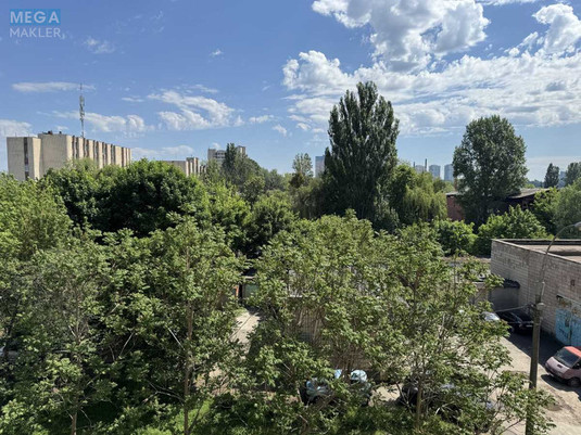 Продаж 1 кімнатної квартири (34,6/19,9/6,5), 4 пов. 9 пов. будинку, <a class="location-link" href="/kiev/" title="Недвижимость Київ">Київ</a>, <a class="location-link" href="/kiev/svyatoshinskij/" title="Недвижимость Святошинський район">Святошинський р-н</a>, Генерала Наумова ул., 19 (изображение 13)