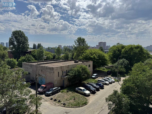 Продаж 1 кімнатної квартири (34,6/19,9/6,5), 4 пов. 9 пов. будинку, <a class="location-link" href="/kiev/" title="Недвижимость Київ">Київ</a>, <a class="location-link" href="/kiev/svyatoshinskij/" title="Недвижимость Святошинський район">Святошинський р-н</a>, Генерала Наумова ул., 19 (изображение 14)