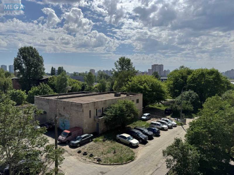Продаж 1 кімнатної квартири (34,6/19,9/6,5), 4 пов. 9 пов. будинку, <a class="location-link" href="/kiev/" title="Недвижимость Київ">Київ</a>, <a class="location-link" href="/kiev/svyatoshinskij/" title="Недвижимость Святошинський район">Святошинський р-н</a>, Генерала Наумова ул., 19 (изображение 14)