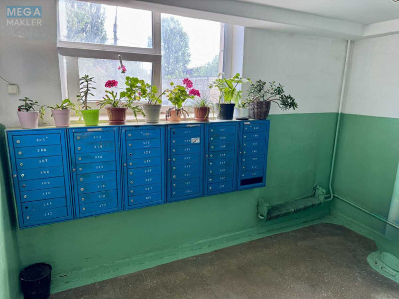 Продаж 1 кімнатної квартири (34,6/19,9/6,5), 4 пов. 9 пов. будинку, <a class="location-link" href="/kiev/" title="Недвижимость Київ">Київ</a>, <a class="location-link" href="/kiev/svyatoshinskij/" title="Недвижимость Святошинський район">Святошинський р-н</a>, Генерала Наумова ул., 19 (изображение 17)
