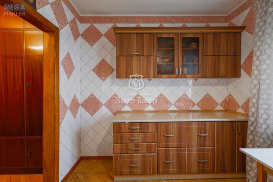 Продаж 3 кімнатної квартири (74,5/40/8,3), 7 пов. 9 пов. будинку, <a class="location-link" href="/kiev/" title="Недвижимость Київ">Київ</a>, <a class="location-link" href="/kiev/darnickij/" title="Недвижимость Дарницький район">Дарницький р-н</a>, Бориспільська вул., 28а (изображение 11)