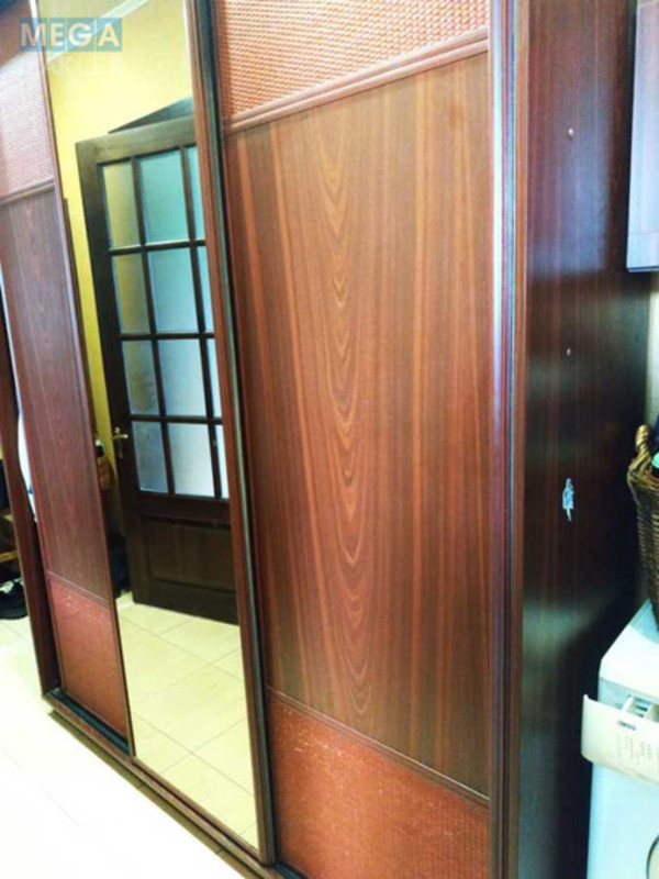 Продаж 2 кімнатної квартири (48,6/28,3/7,6), 4 пов. 5 пов. будинку, <a class="location-link" href="/kiev/" title="Недвижимость Київ">Київ</a>, <a class="location-link" href="/kiev/goloseevskij/" title="Недвижимость Голосіївський район">Голосіївський р-н</a>, Васильківська вул., 11/11 (изображение 9)