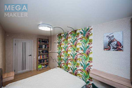 Продаж 3 кімнатної квартири (56/41/6), 1 пов. 5 пов. будинку, <a class="location-link" href="/kiev/" title="Недвижимость Київ">Київ</a>, <a class="location-link" href="/kiev/solomenskij/" title="Недвижимость Солом'янський район">Солом'янський р-н</a>, Білецького Академіка вулиця, 9Б (изображение 5)