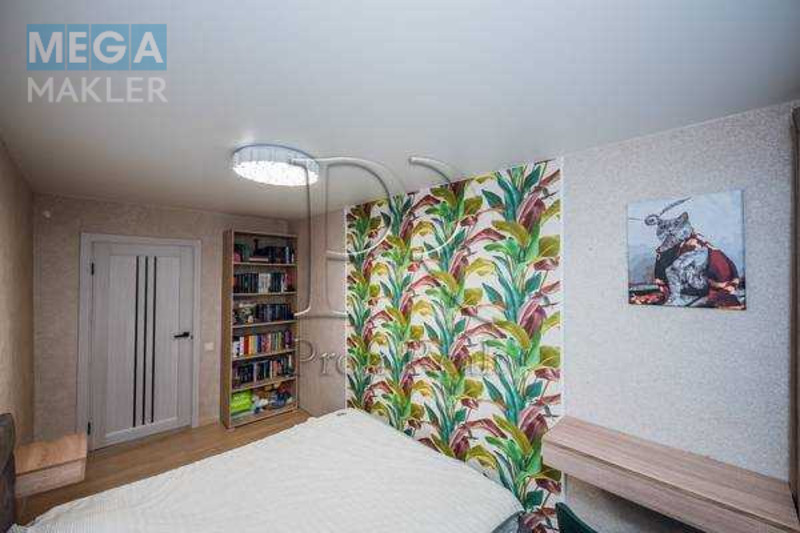 Продаж 3 кімнатної квартири (56/41/6), 1 пов. 5 пов. будинку, <a class="location-link" href="/kiev/" title="Недвижимость Київ">Київ</a>, <a class="location-link" href="/kiev/solomenskij/" title="Недвижимость Солом'янський район">Солом'янський р-н</a>, Білецького Академіка вулиця, 9Б (изображение 5)
