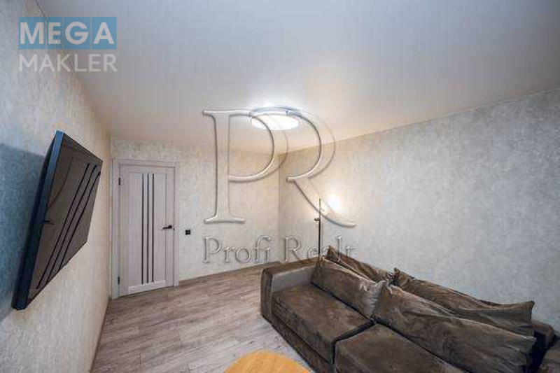 Продаж 3 кімнатної квартири (56/41/6), 1 пов. 5 пов. будинку, <a class="location-link" href="/kiev/" title="Недвижимость Київ">Київ</a>, <a class="location-link" href="/kiev/solomenskij/" title="Недвижимость Солом'янський район">Солом'янський р-н</a>, Білецького Академіка вулиця, 9Б (изображение 6)