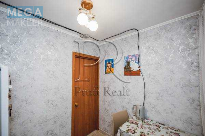 Продаж 3 кімнатної квартири (56/41/6), 1 пов. 5 пов. будинку, <a class="location-link" href="/kiev/" title="Недвижимость Київ">Київ</a>, <a class="location-link" href="/kiev/solomenskij/" title="Недвижимость Солом'янський район">Солом'янський р-н</a>, Білецького Академіка вулиця, 9Б (изображение 16)