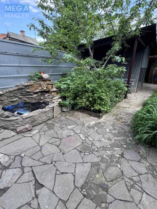 Продаж дома, 2&nbsp;поверху, 178&nbsp;кв.м, 7&nbsp;кімнат, ділянка 4&nbsp;сотки, <a class="location-link" href="/poltava/" title="Недвижимость Полтава">Полтава</a>, <a class="location-link" href="/poltava/kievskij/" title="Недвижимость Київський район">Київський р-н</a>, Прямокутний (изображение 2)