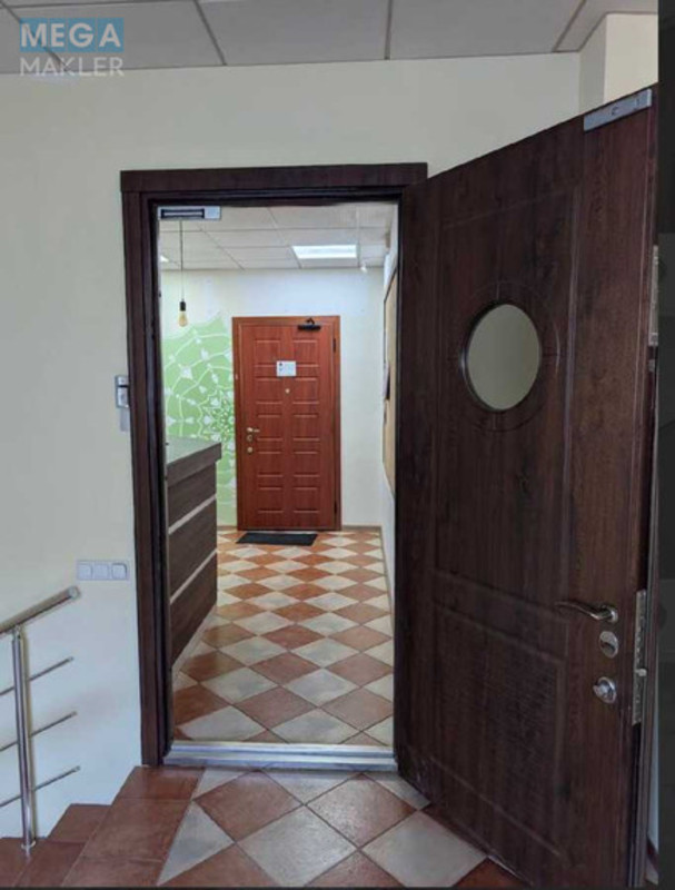 Оренда комерційної нерухомості, 128&nbsp;кв.м, под офис, <a class="location-link" href="/odessa/" title="Недвижимость Одеса">Одеса</a>, <a class="location-link" href="/odessa/primorskij/" title="Недвижимость Приморський район">Приморський р-н</a>, Говорова, 18 (изображение 3)
