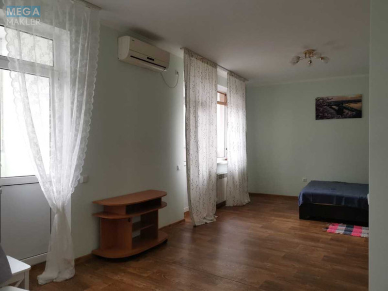 Оренда 1 кімнатної квартири, <a class="location-link" href="/kiev/" title="Недвижимость Київ">Київ</a>, <a class="location-link" href="/kiev/darnickij/" title="Недвижимость Дарницький район">Дарницький р-н</a>, Урлівська вул., 11/44 (изображение 5)