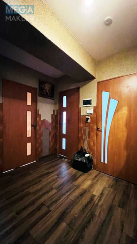 Продаж 3 кімнатної квартири (75/48/7), 4 пов. 5 пов. будинку, <a class="location-link" href="/lutsk/" title="Недвижимость Луцьк">Луцьк</a>, Відродження, 47 (изображение 10)