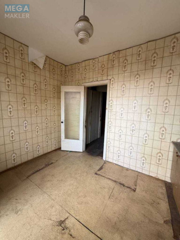 Продаж 3 кімнатної квартири (86/?/8), 4 пов. 9 пов. будинку, <a class="location-link" href="/odessa/" title="Недвижимость Одеса">Одеса</a>, <a class="location-link" href="/odessa/primorskij/" title="Недвижимость Приморський район">Приморський р-н</a>, Тенистая (изображение 8)
