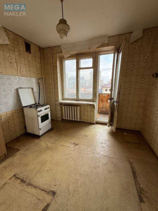 Продаж 3 кімнатної квартири (86/?/8), 4 пов. 9 пов. будинку, <a class="location-link" href="/odessa/" title="Недвижимость Одеса">Одеса</a>, <a class="location-link" href="/odessa/primorskij/" title="Недвижимость Приморський район">Приморський р-н</a>, Тенистая (изображение 9)