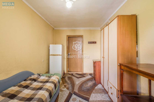 Продаж 7 кімнатної квартири (17,9/?/?), 1 пов. 5 пов. будинку, <a class="location-link" href="/kiev/" title="Недвижимость Київ">Київ</a>, <a class="location-link" href="/kiev/desnyanskij/" title="Недвижимость Деснянський район">Деснянський р-н</a>, Лісовий просп., 12б (изображение 2)