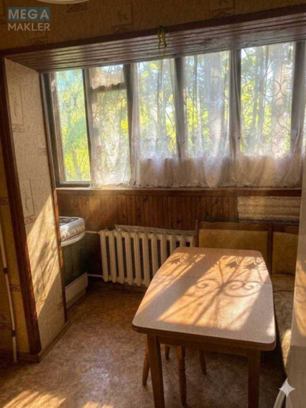 Продаж 1 кімнатної квартири (26,3/15,3/5,2), 1 пов. 9 пов. будинку, <a class="location-link" href="/kiev/" title="Недвижимость Київ">Київ</a>, <a class="location-link" href="/kiev/shevchenkovskij/" title="Недвижимость Шевченківський район">Шевченківський р-н</a>, Лукянівська вул., 7 (изображение 3)
