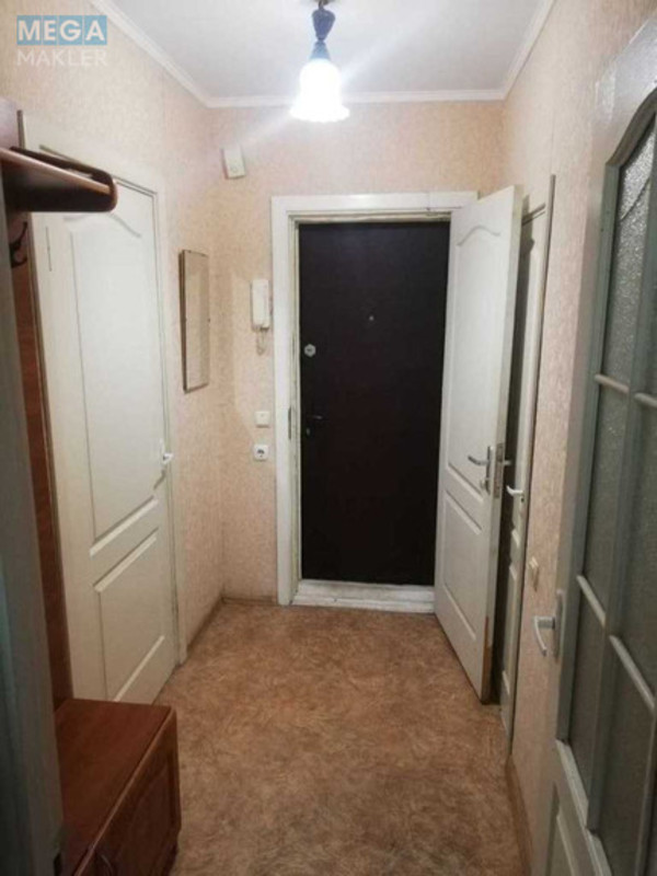 Продаж 1 кімнатної квартири (26,3/15,3/5,2), 1 пов. 9 пов. будинку, <a class="location-link" href="/kiev/" title="Недвижимость Київ">Київ</a>, <a class="location-link" href="/kiev/shevchenkovskij/" title="Недвижимость Шевченківський район">Шевченківський р-н</a>, Лукянівська вул., 7 (изображение 8)
